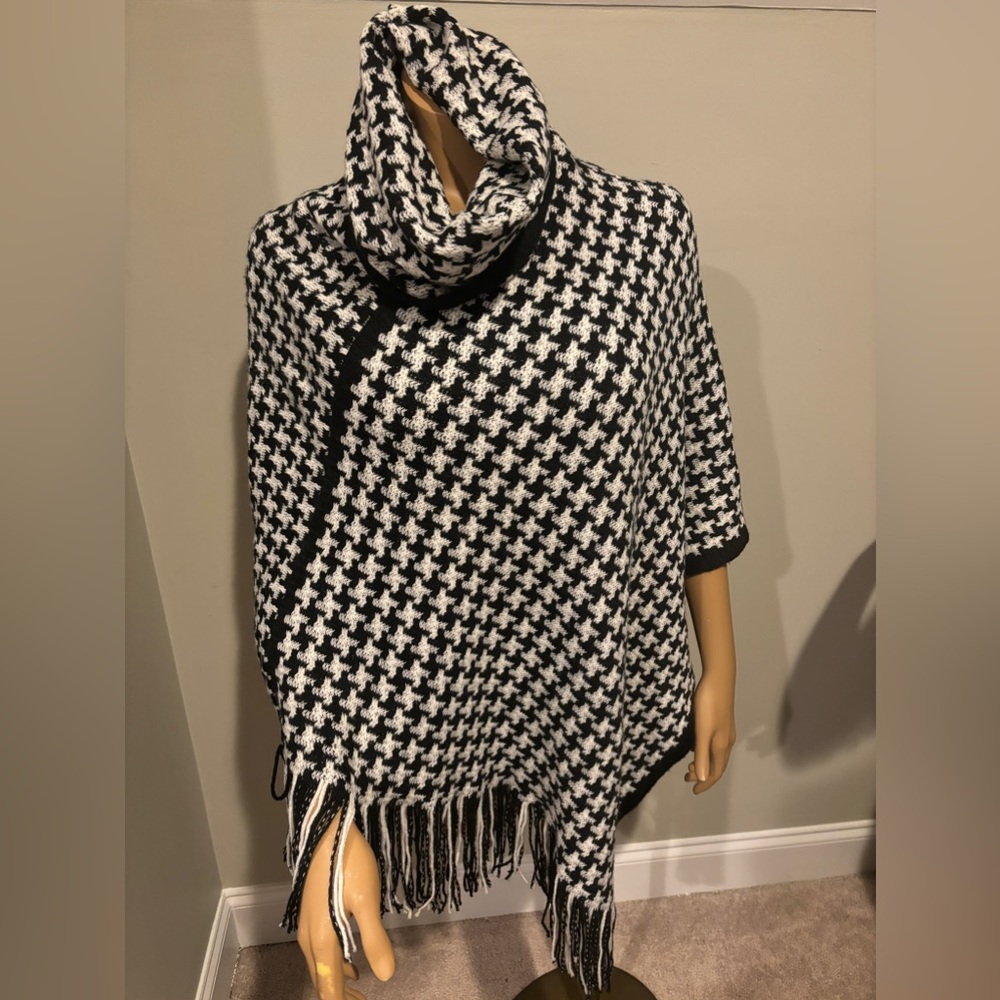 Sweater Poncho w/cowl neck and fringe bottom
